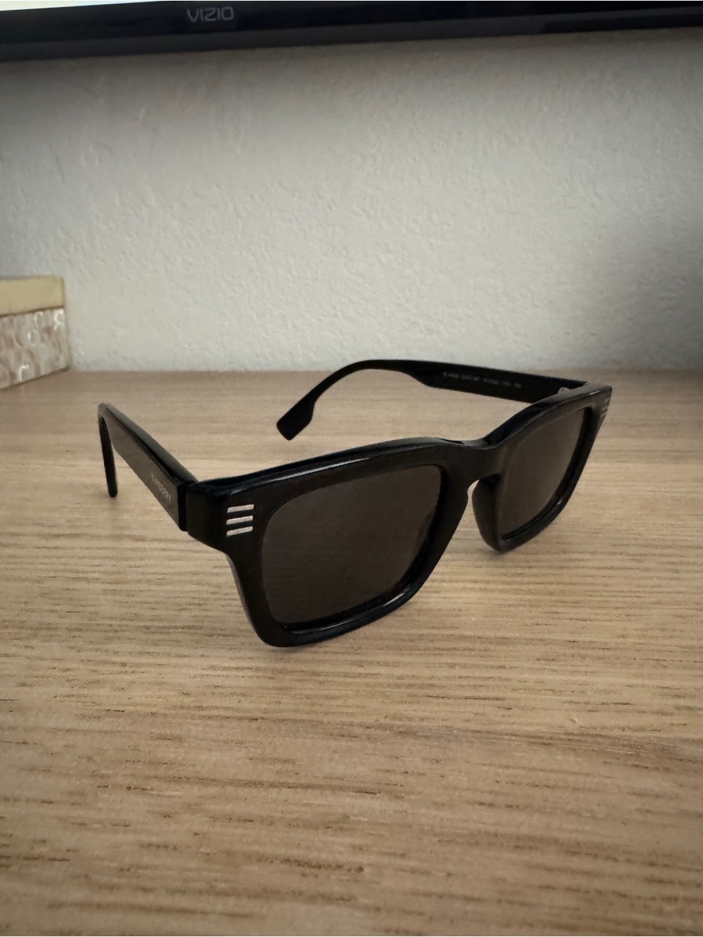Burberry BE4403 Black Square Sunglasses 3001/87 Made in Italy